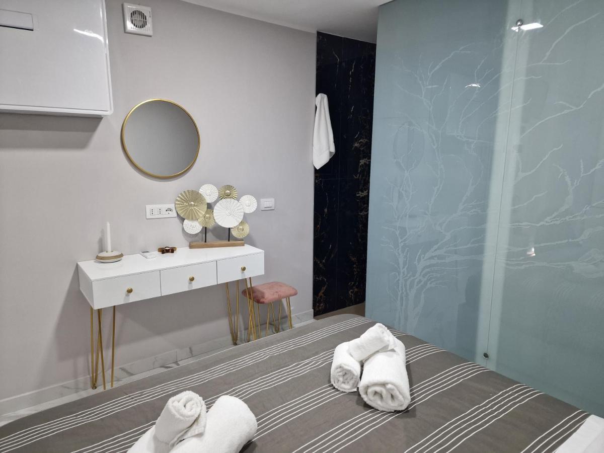 Appartamento Megaride House Napoli Esterno foto