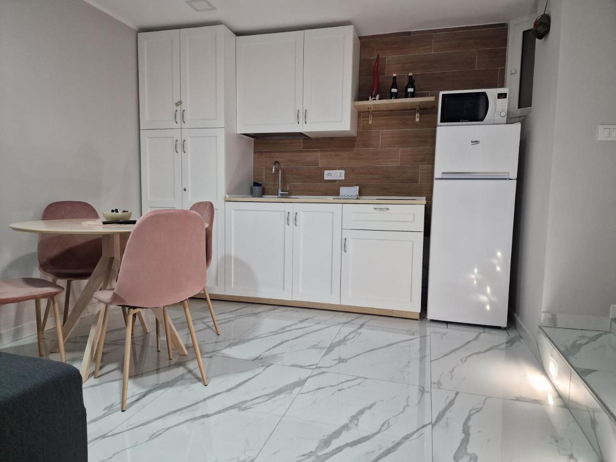 Appartamento Megaride House Napoli Esterno foto