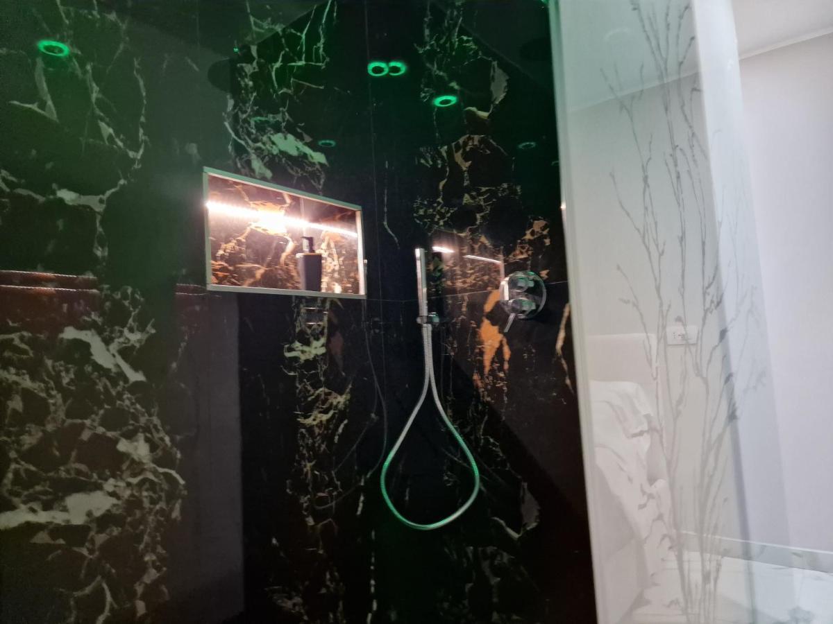 Appartamento Megaride House Napoli Esterno foto